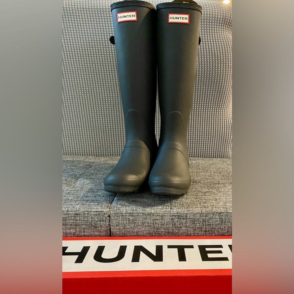 NIB HUNTER WOMEN ADJUSTABLE CALF RAIN BOOT IN DARK SLATE SZ 6